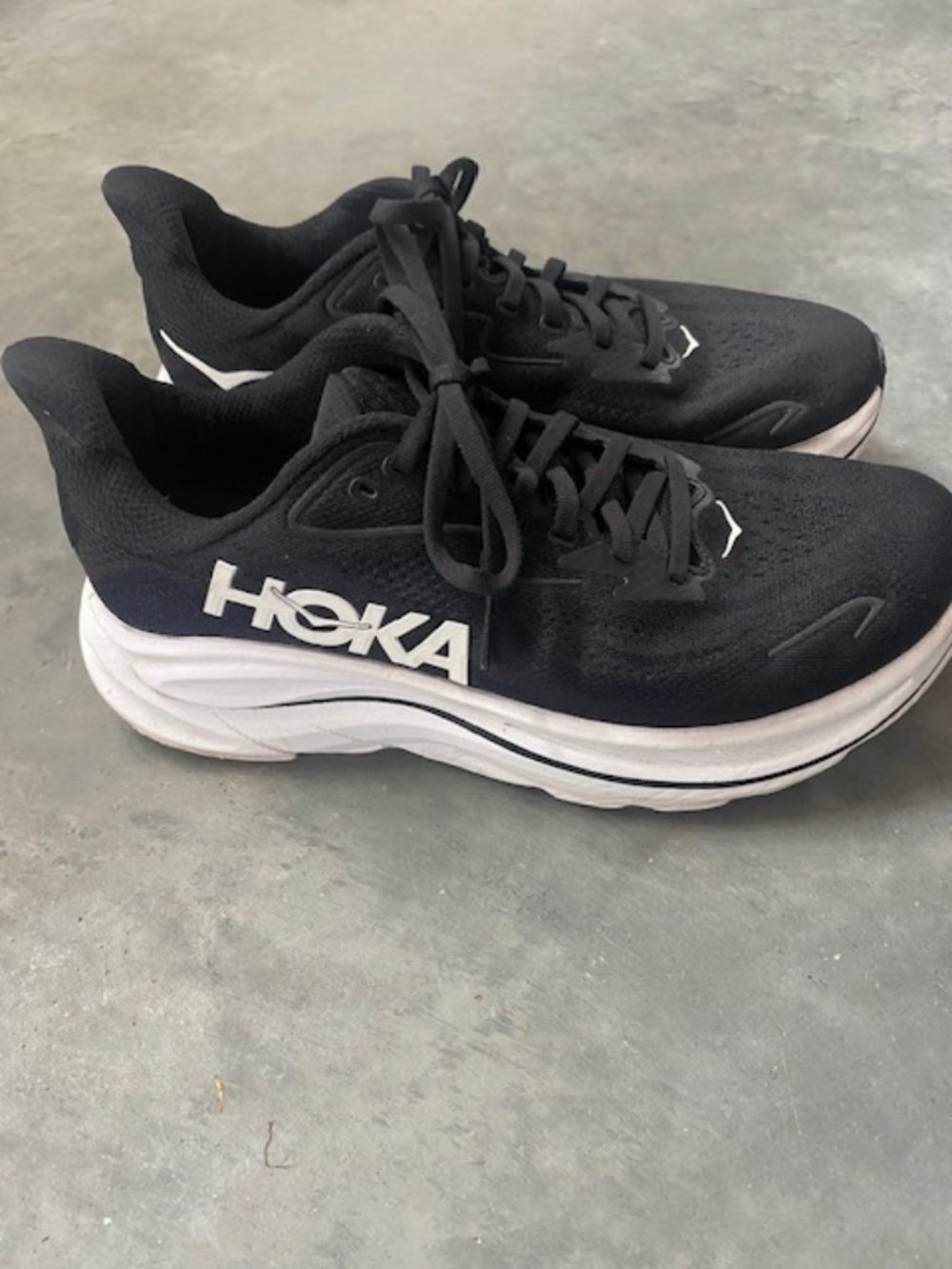 Hoka Black And White Clifton 10 Running Sneakers Size 9 - Picture 10 of 11